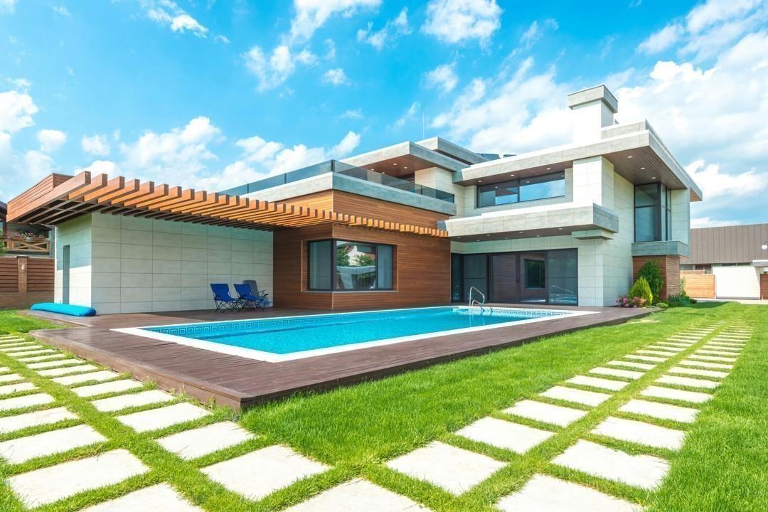 Dealing With Pool Equipment Noise  