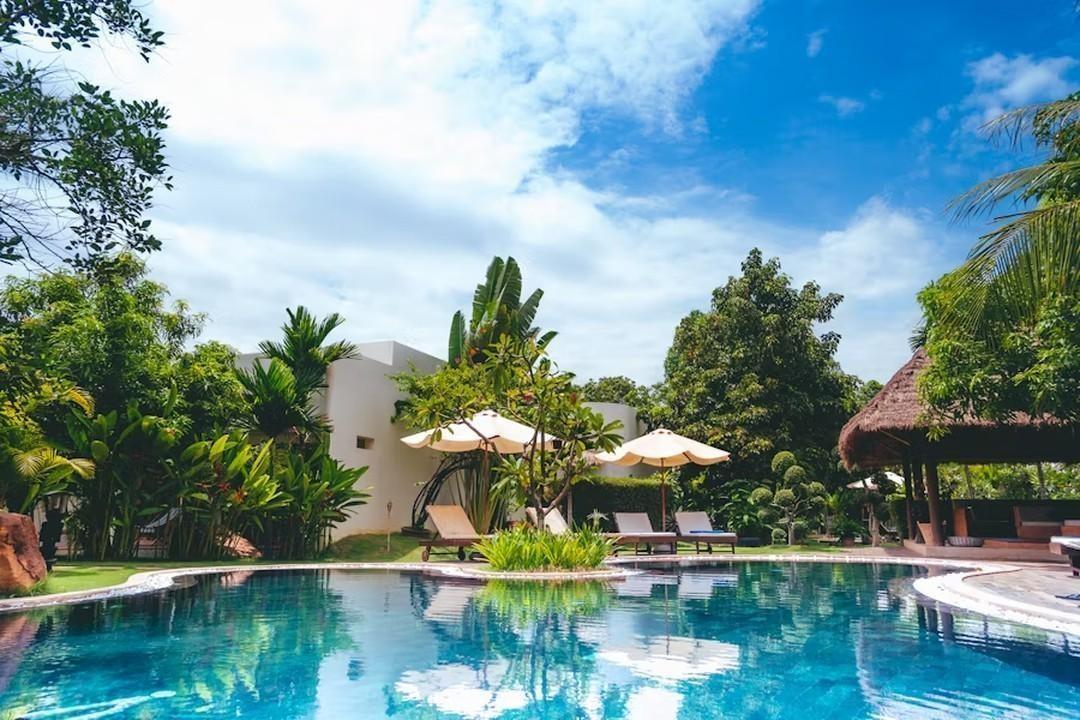 How to Reduce Pool Water Evaporation  