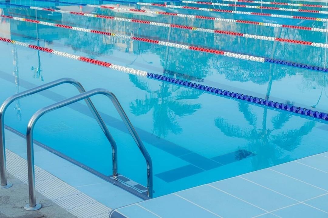 How to Troubleshoot Pool Leaks  