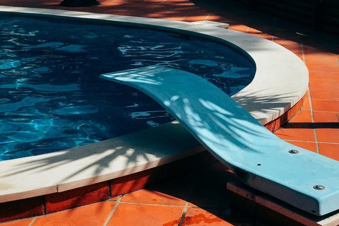 The Cost of Maintaining a Pool Monthly  