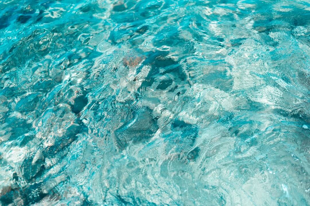 What to Expect During a Pool Acid Washing Service in Fort Lauderdale Image