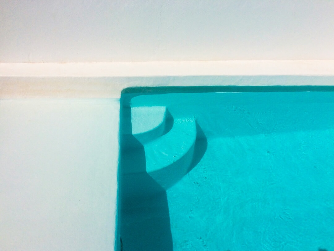 Deep Brushing to Preserve Pool Surface Integrity Image